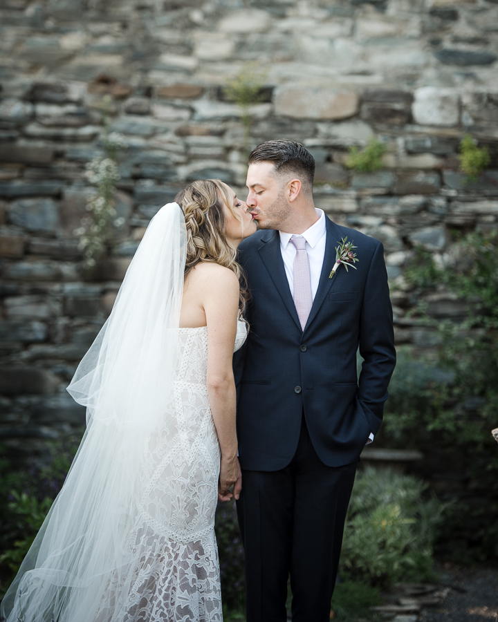 Hudson Valley Wedding Portraits Stilwell Photography