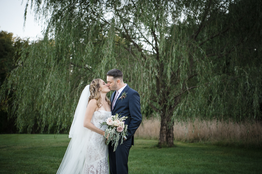 Newlyweds Red Maple Vineyard Stilwell Photography