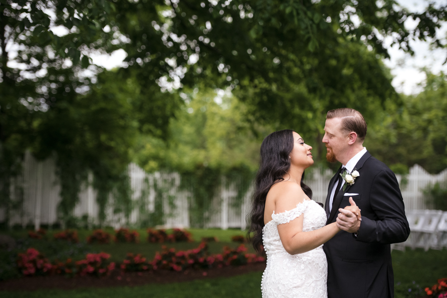 Newlyweds Kayla and Raymond FEAST at Round Hill